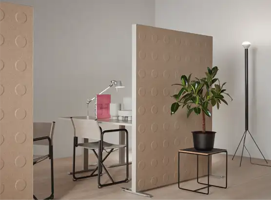 Acoustic freestanding floor office screens