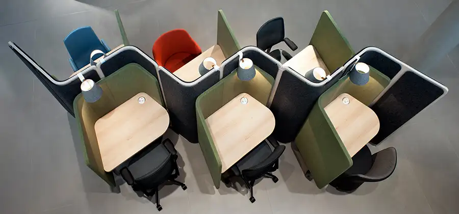Coppice privacy booth cluster of 6 with desks & lamps