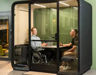 Wheelchair accessible acoustic meeting pod with DDA compliant flush threshold