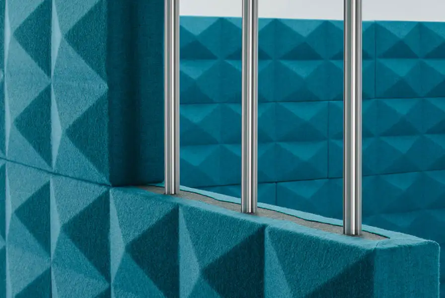 Fabricks blue bricks on frame