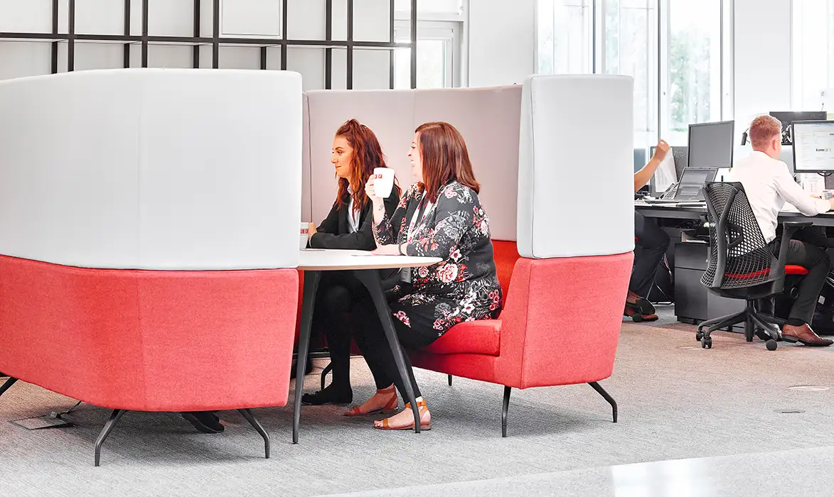 Cwtch seating pod