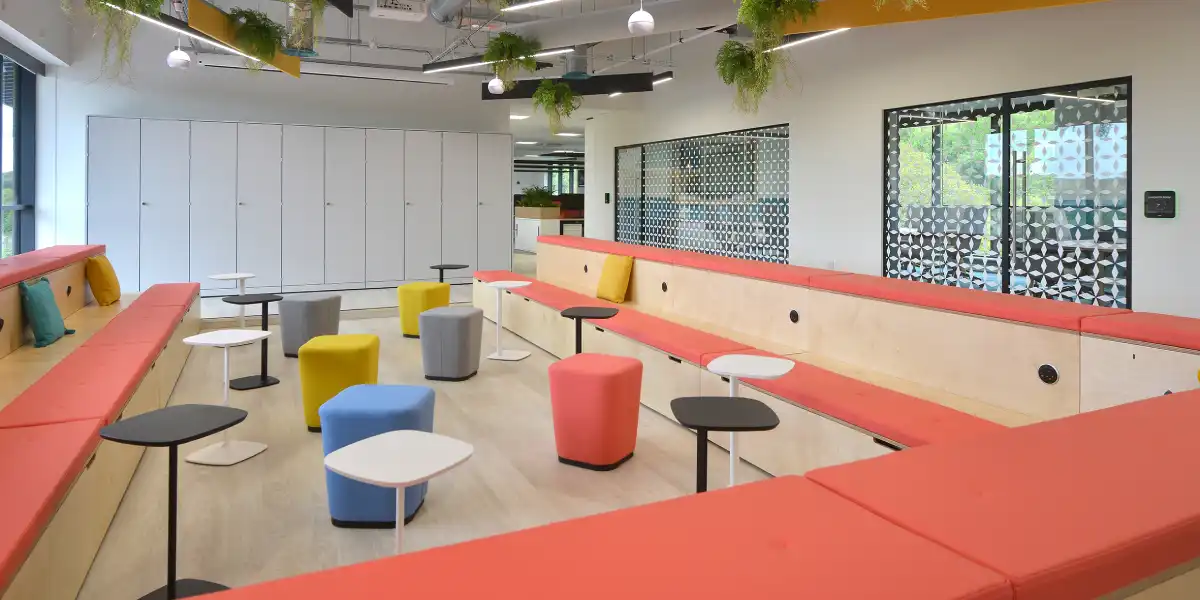 Platforms tiered office seating