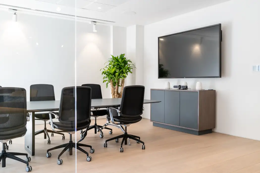 Deploy boardroom table by Boss Design