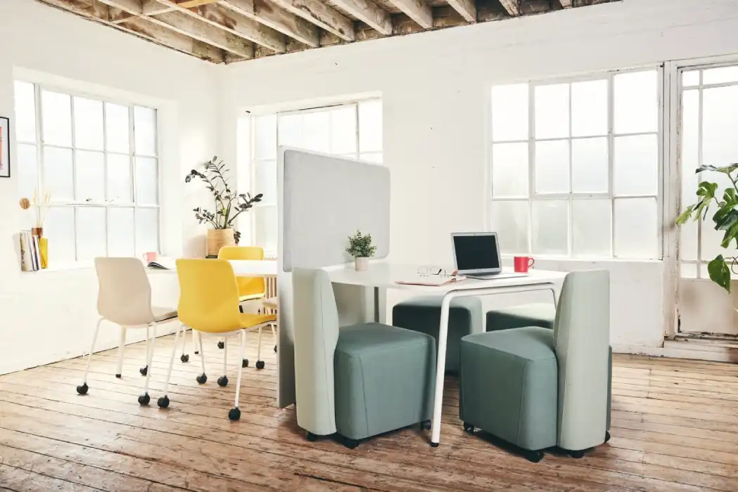FourReal Flake meeting tables divided by clip-on panel