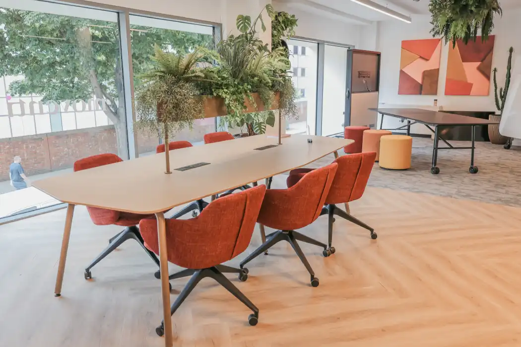 Jasper collaboration table in showroom