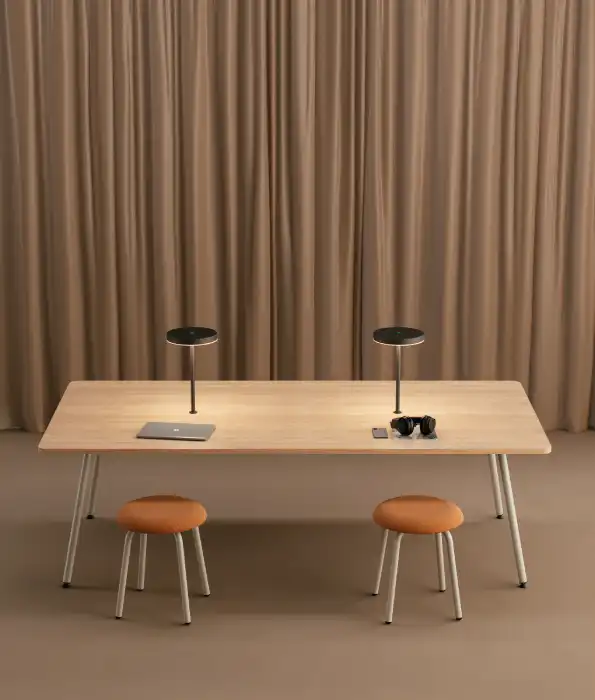 Meeting table with Halo task lights