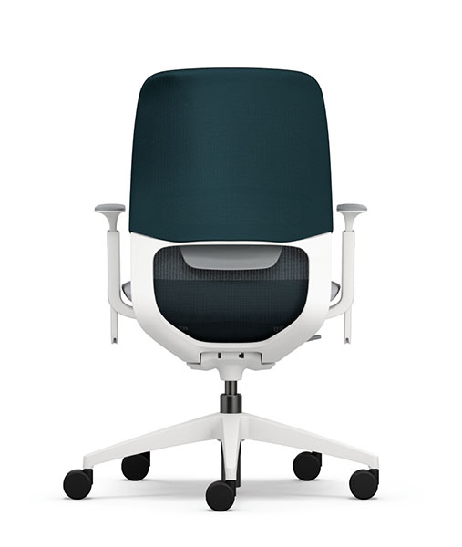 Se Motion Net chair with green back sleeve.