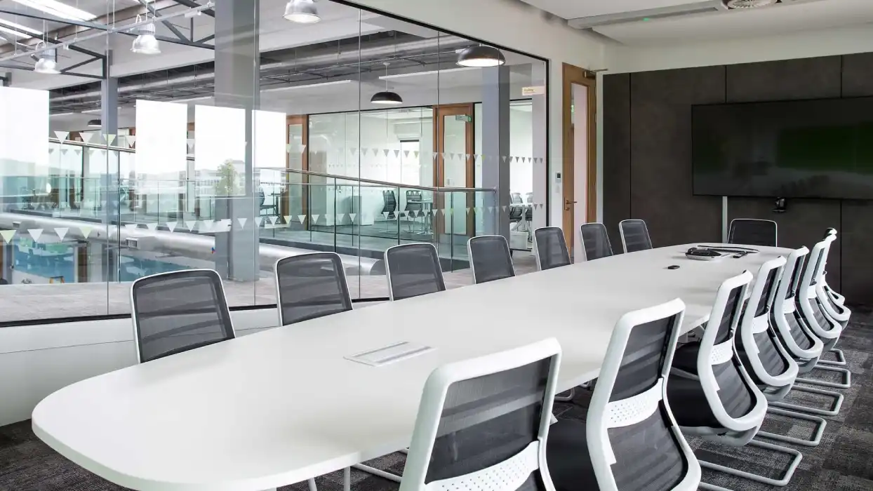 Tonique cantilever meeting chairs with mesh backs