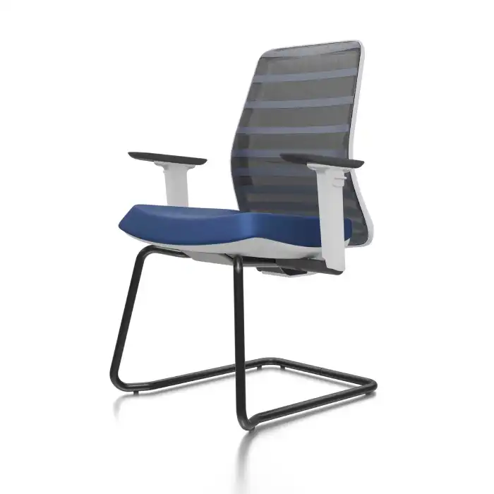 Tonique cantilever meeting chair with mesh backrest